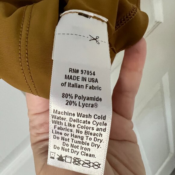 NWT LANSTON SPORT Hypnotic cutout sports bra (L) - Picture 8 of 11